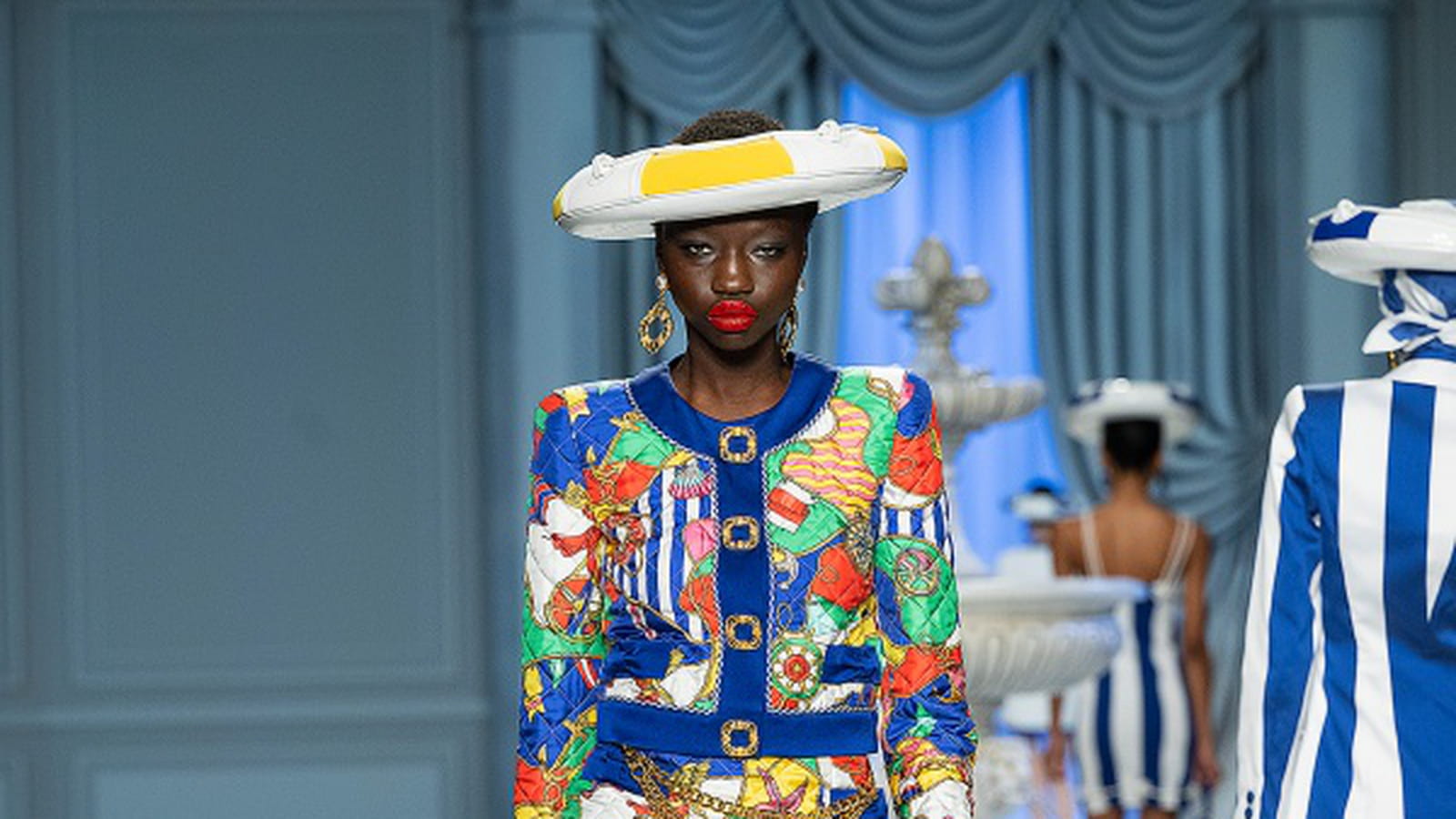 Look 30
