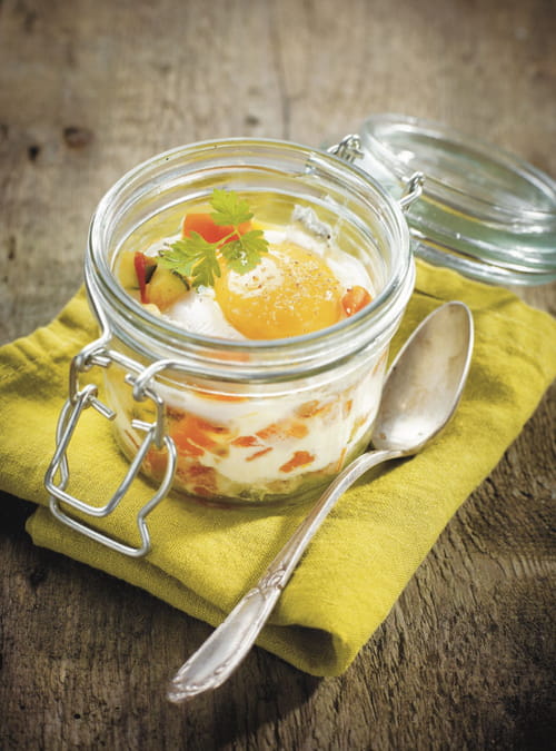 Œufs cocotte aux petits légumes du Sud et chèvre
