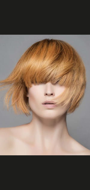 Coupe courte avec frange longue