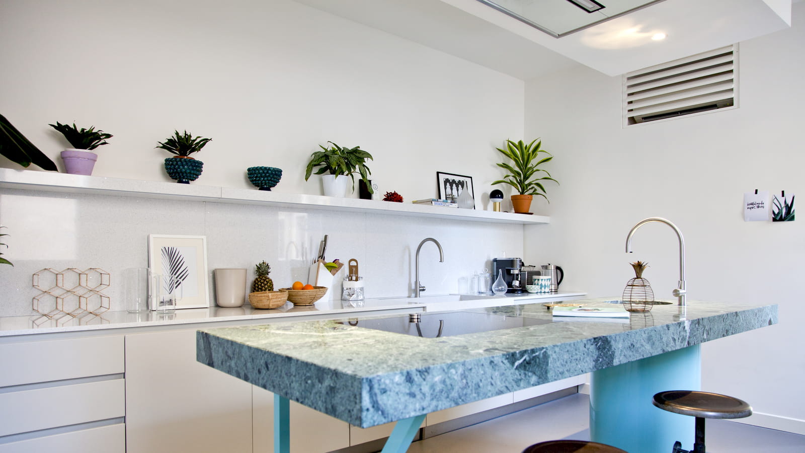 Cuisine moderne avec îlot central