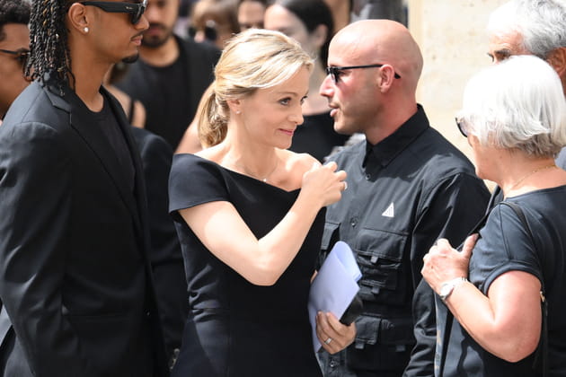 Obs&egrave;ques de Thierry Ardisson&nbsp;: Florent Pagny, Baffie, Audrey Crespo-Mara et ses proches font leurs adieux - PHOTOS