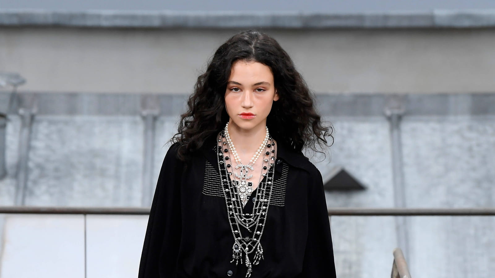 Look 64