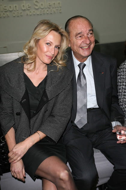 Jacques Chirac, ravi au côté d'Estelle Lefébure