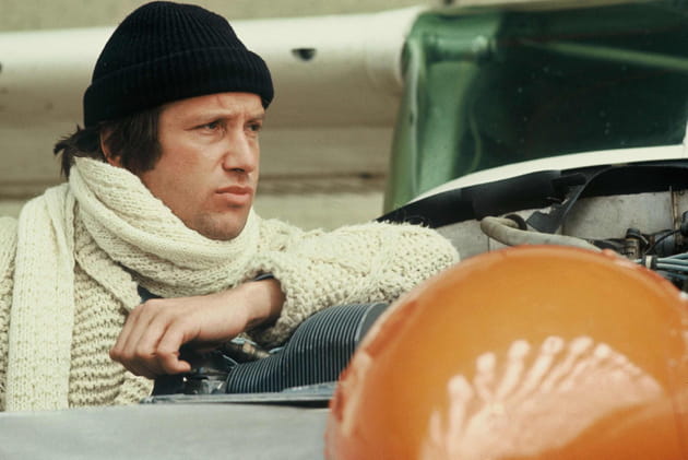 Yves Rénier dans la peau de Commissaire Moulin en 1979