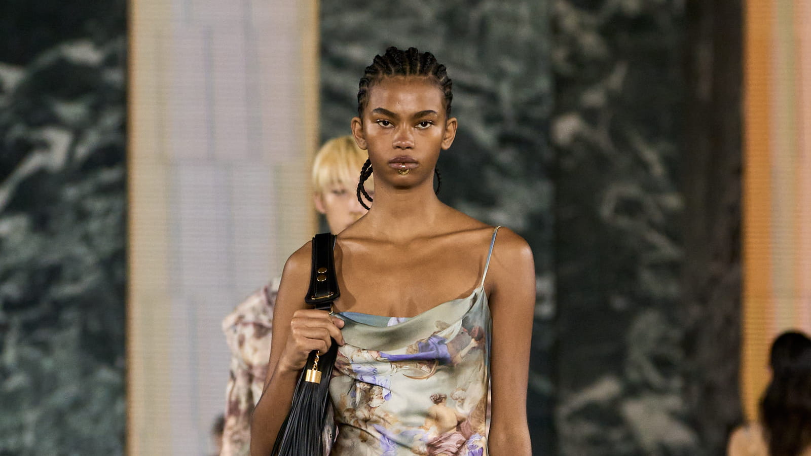 Look 39