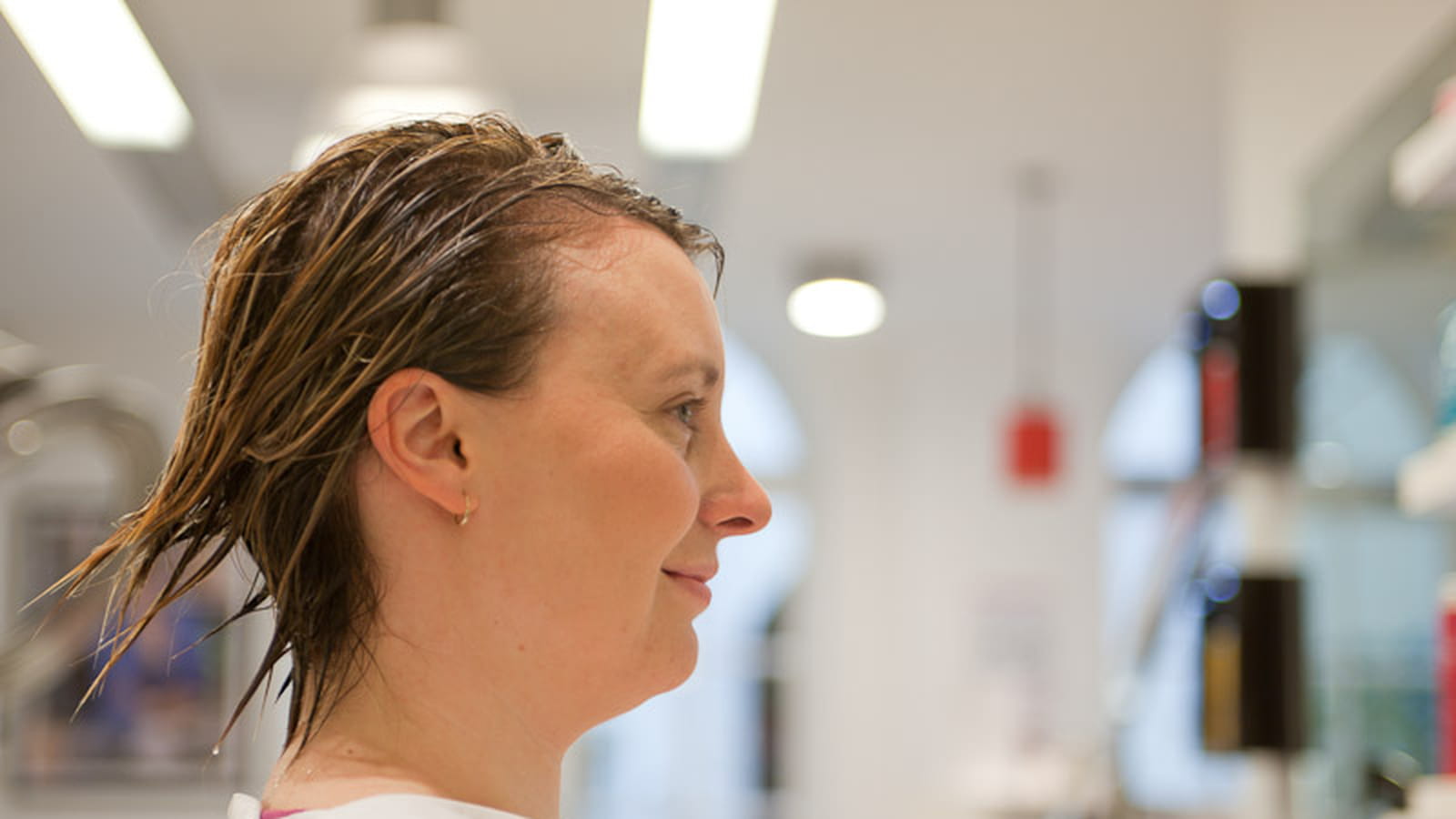 Le relooking de Séverine par Camille Albane en vidéo 