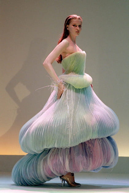 D&eacute;fil&eacute; Thierry Mugler haute couture automne-hiver 1999-2000