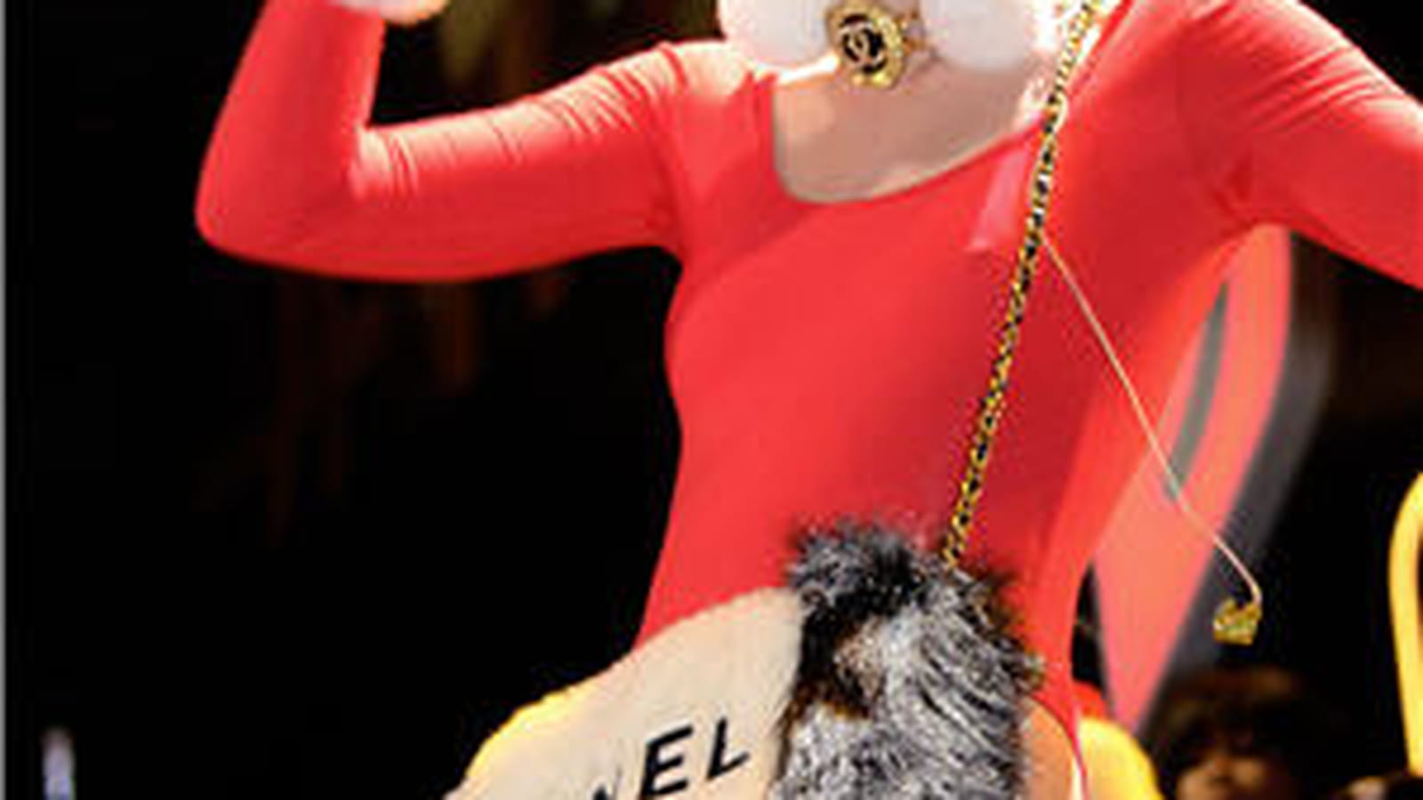 Miley Cyrus en 10 looks