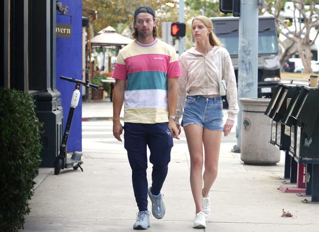 Valérie Damidot -8 kg, Sheila confinée, Carla Bruni mécano... [PHOTOS]