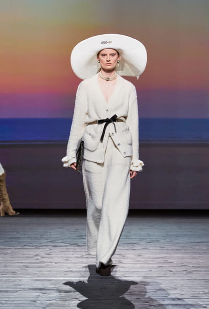 Look 15 du défilé Chanel automne-hiver 2024-2025