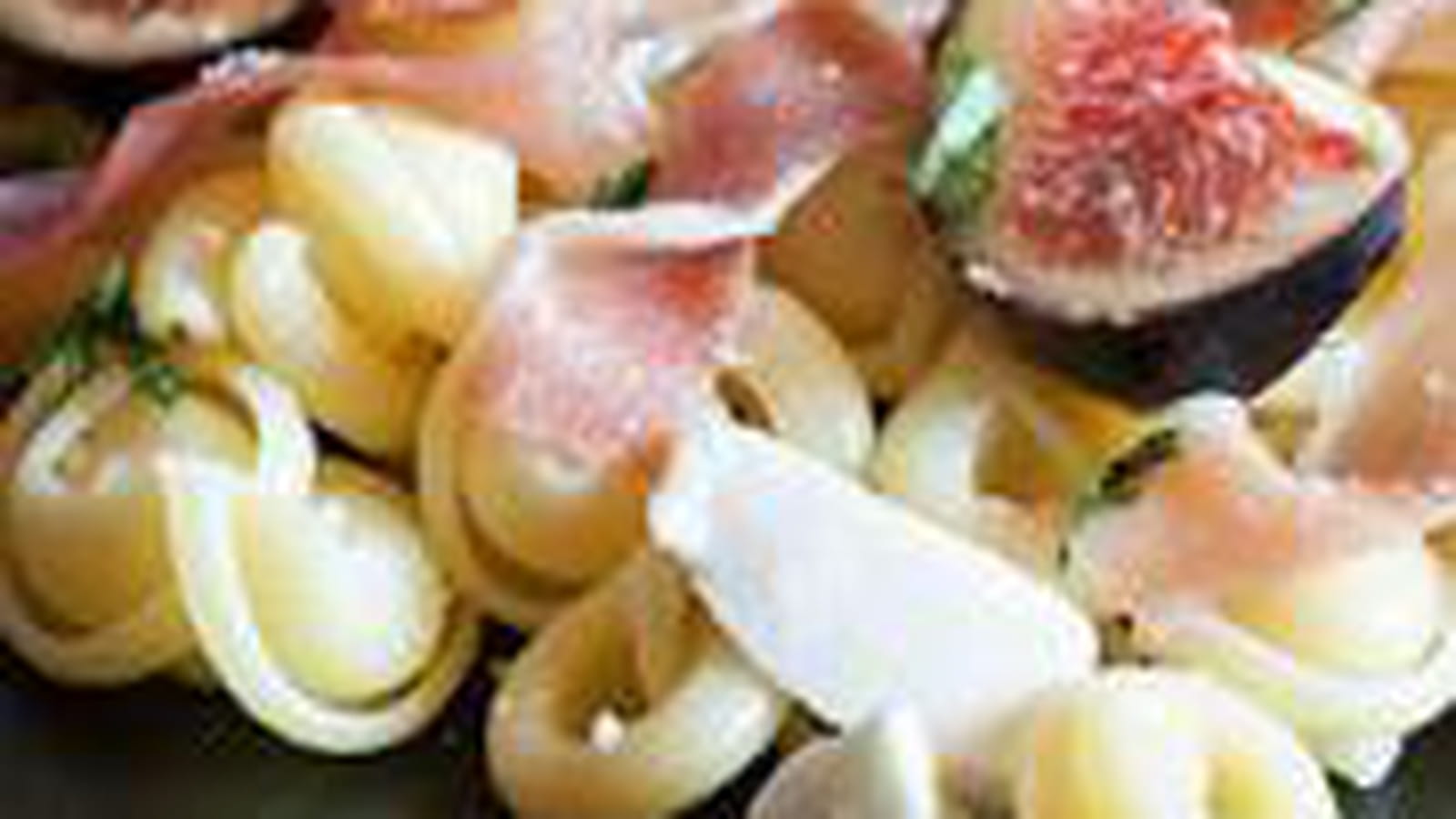 Pâtes aux figues, jambon cru et mozzarella