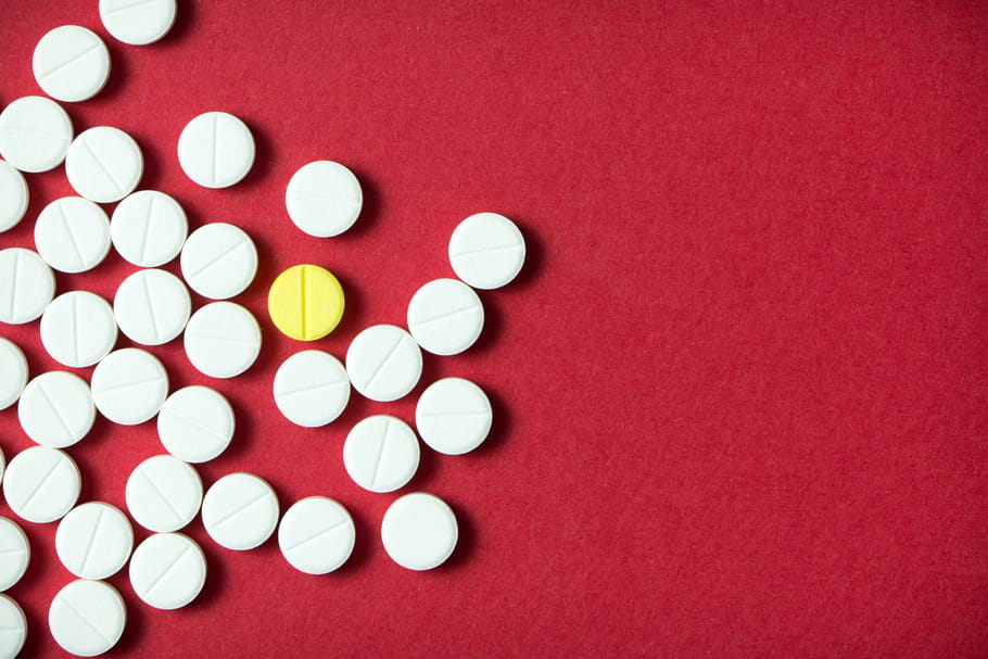 De graves effets associés à la prise d'antibiotiques (fluoro)quinolones