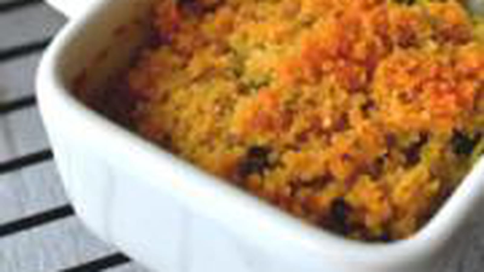 Crumble de courgettes fondantes, menthe et chèvre