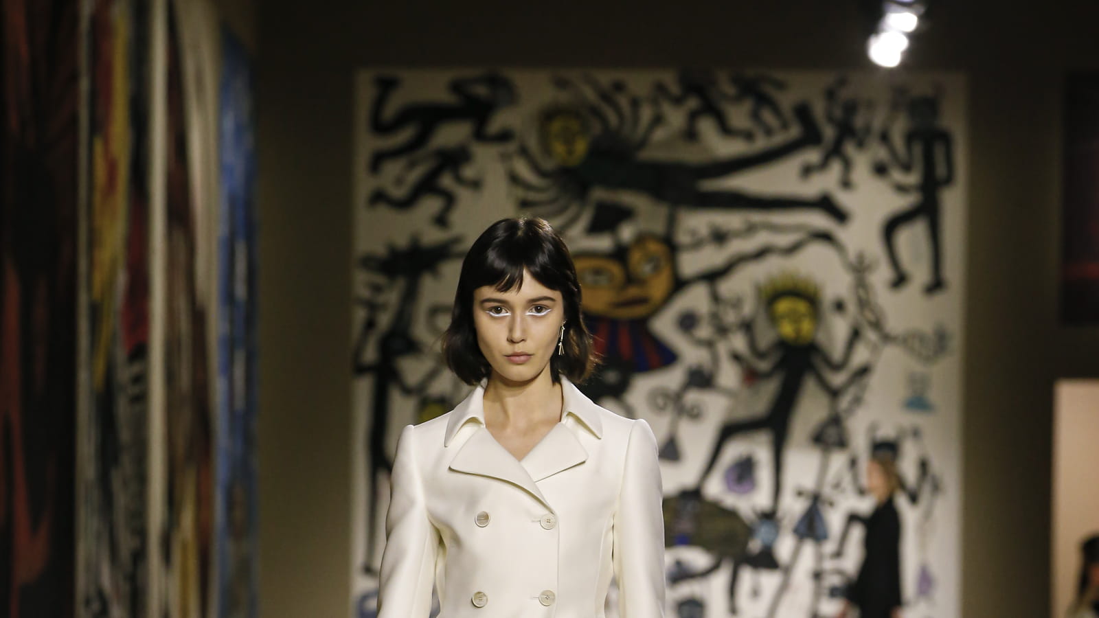 Look 11
