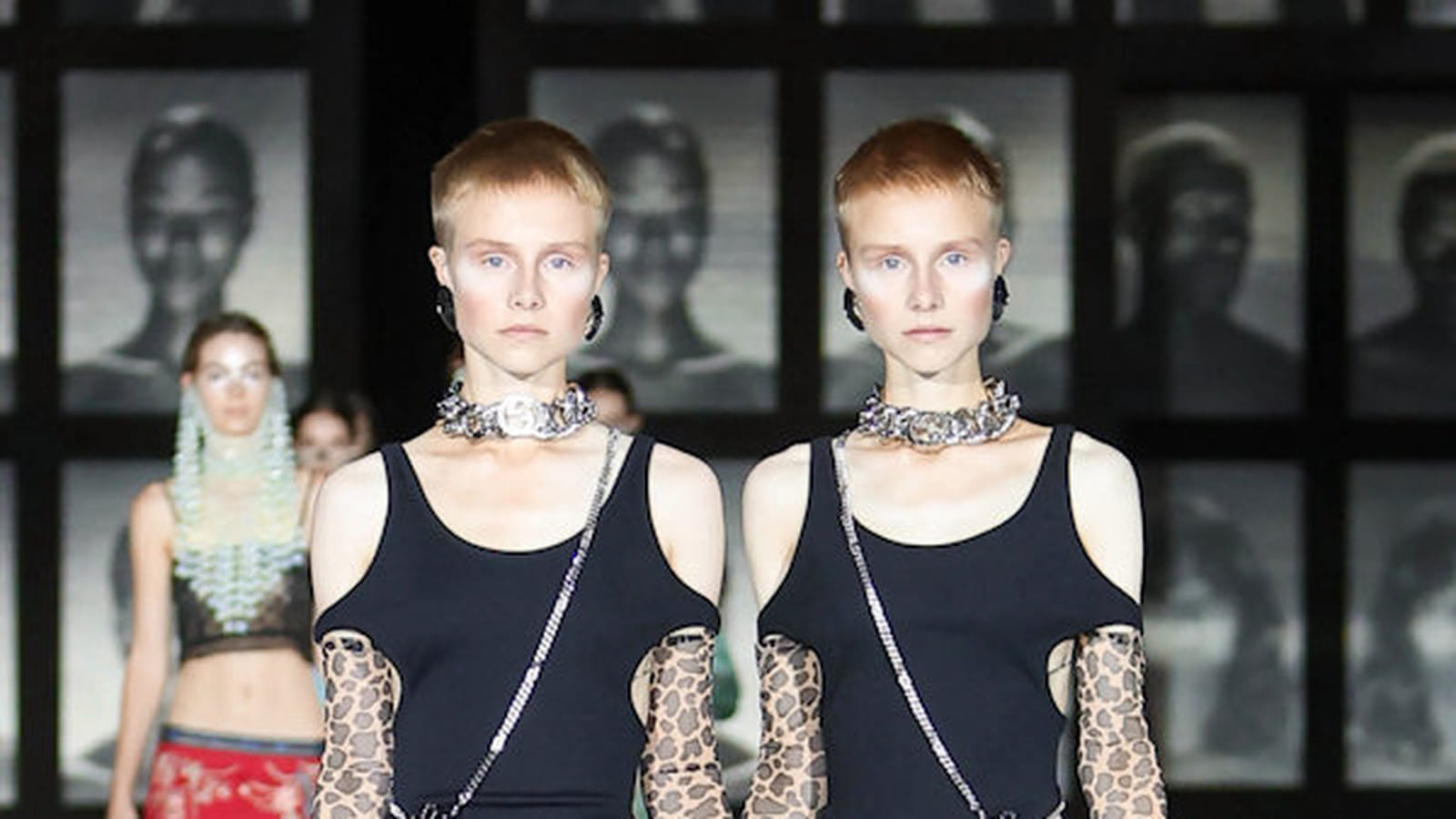 Look 22