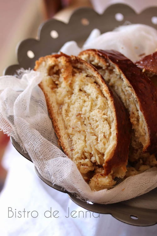 Brioche polonaise aux amandes - Strucla