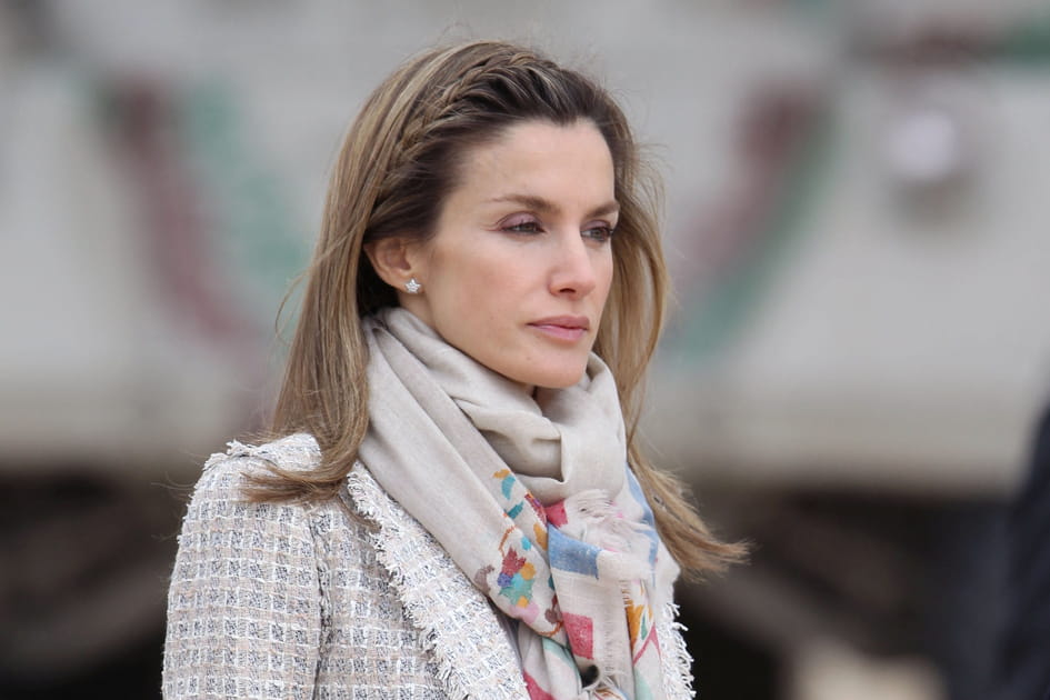 La tresse coll&eacute;e de Letizia d'Espagne