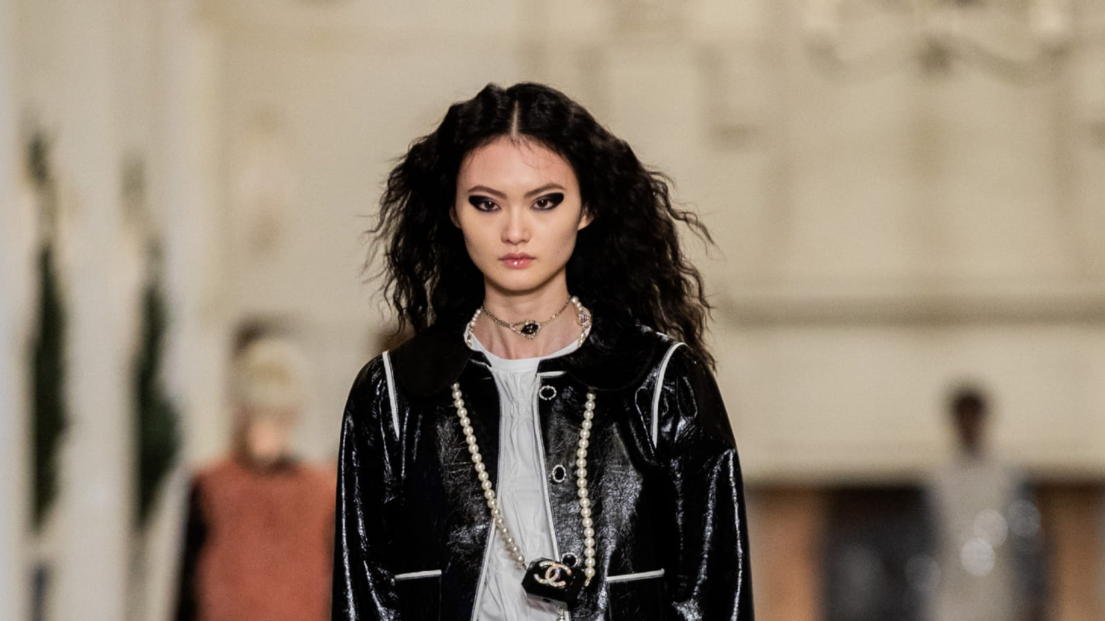 Look 32