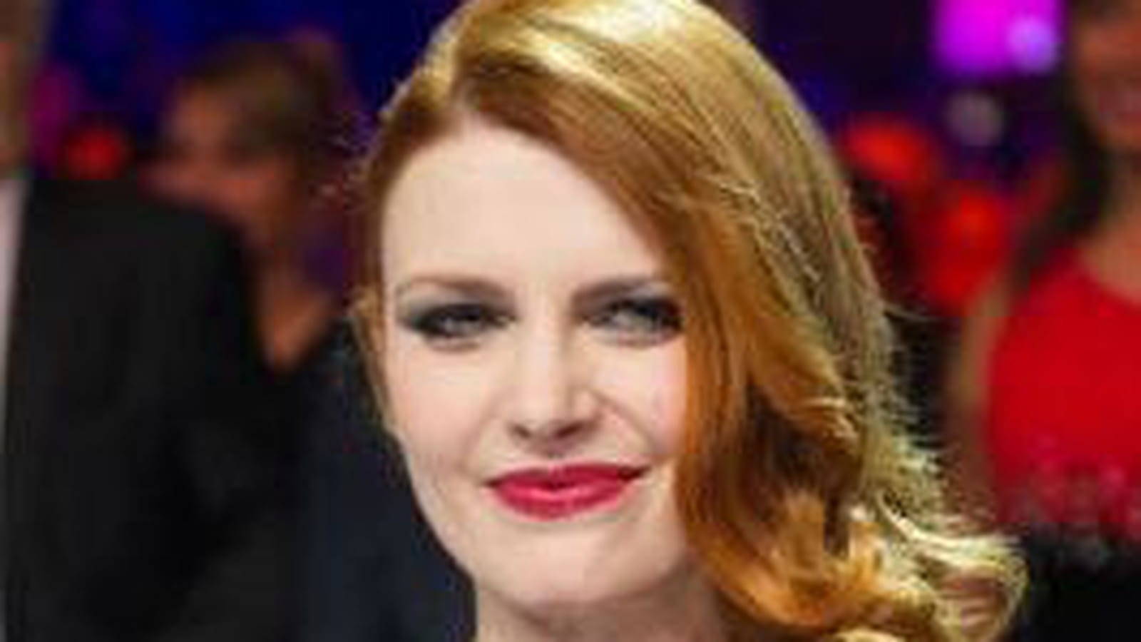 Elodie Frégé