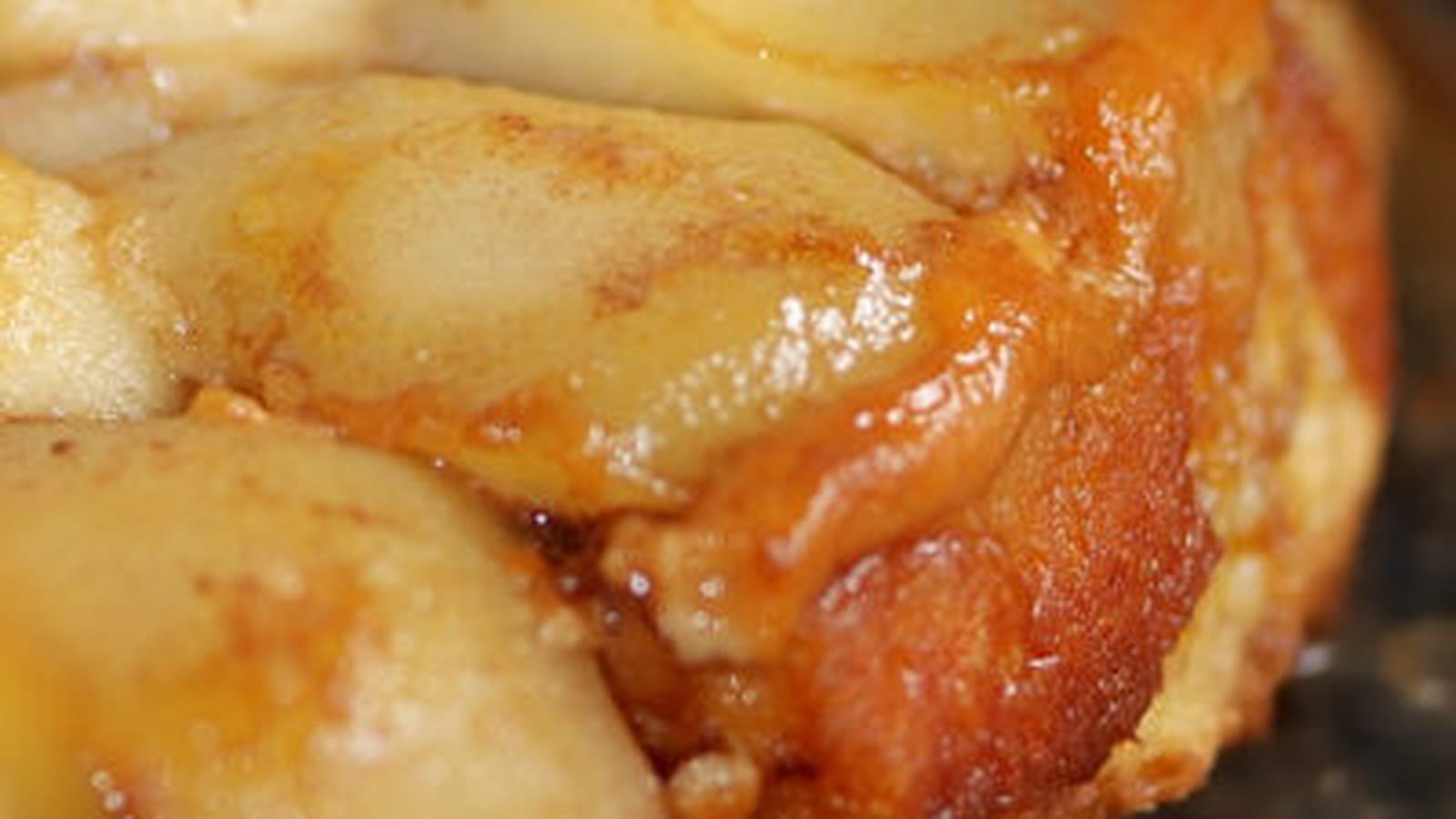 Brioche perdue façon tatin aux poires et chocolat
