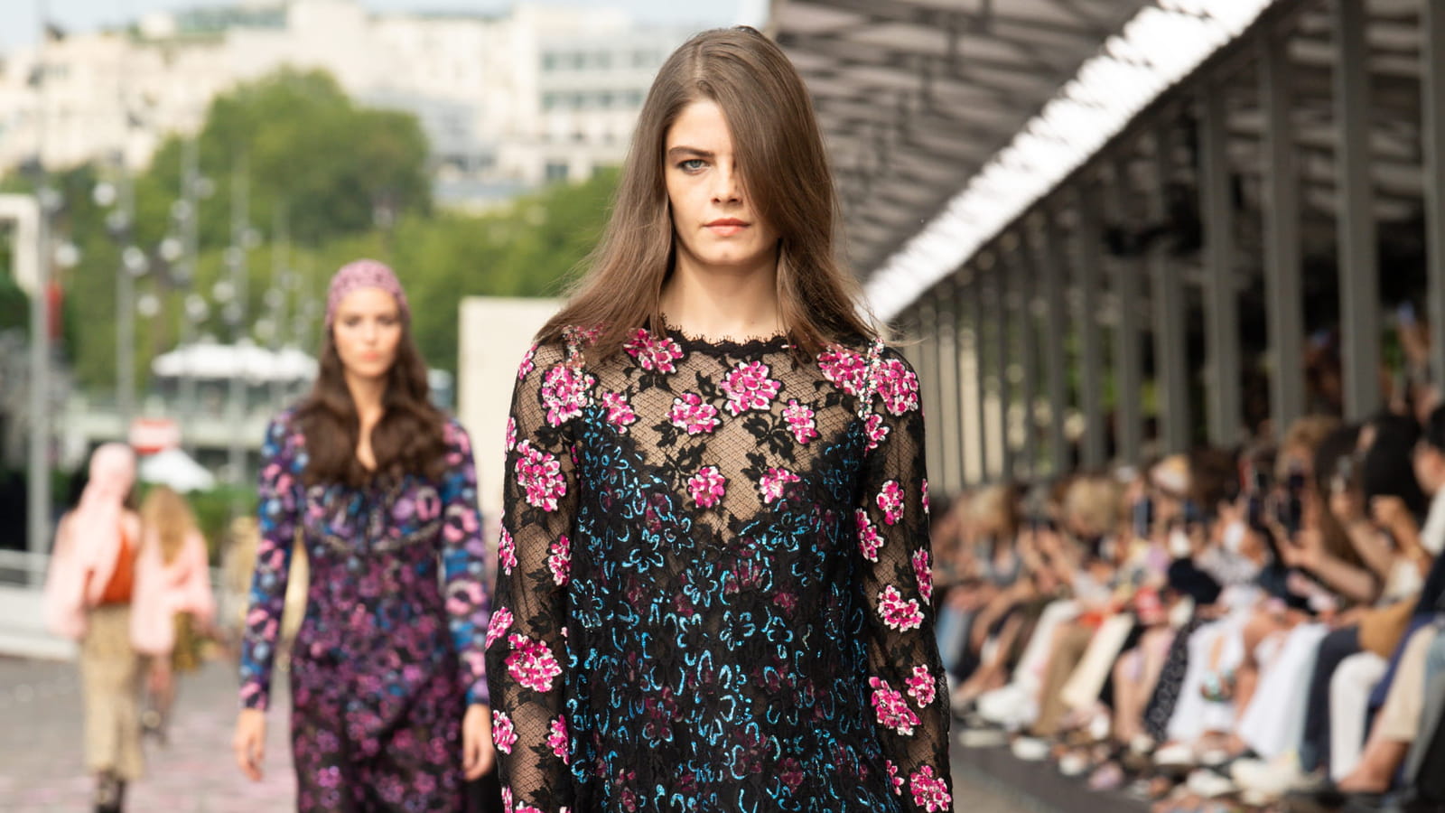 Look 28