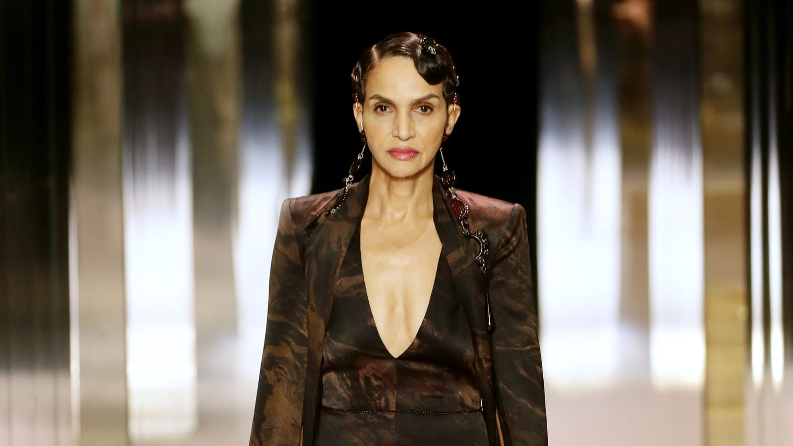 Look 18 par Farida Khelfa