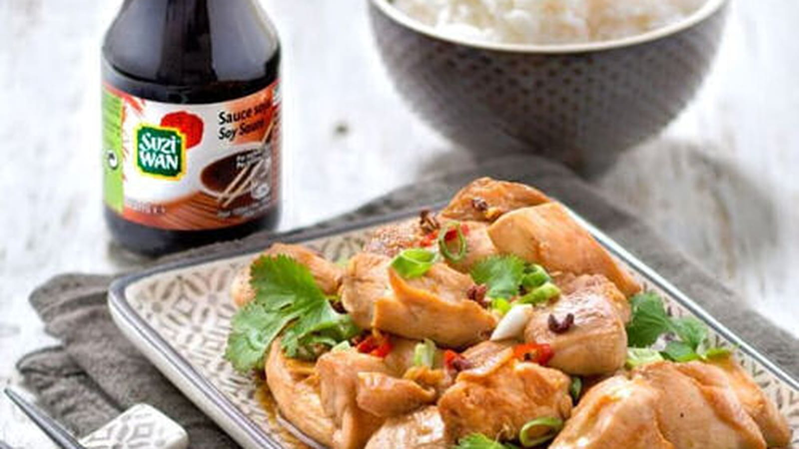 Poulet sauté au poivre de Sichuan