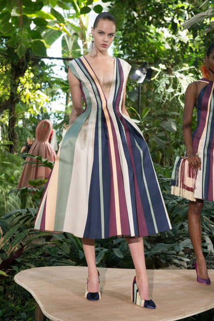 D&eacute;fil&eacute; Paule Ka