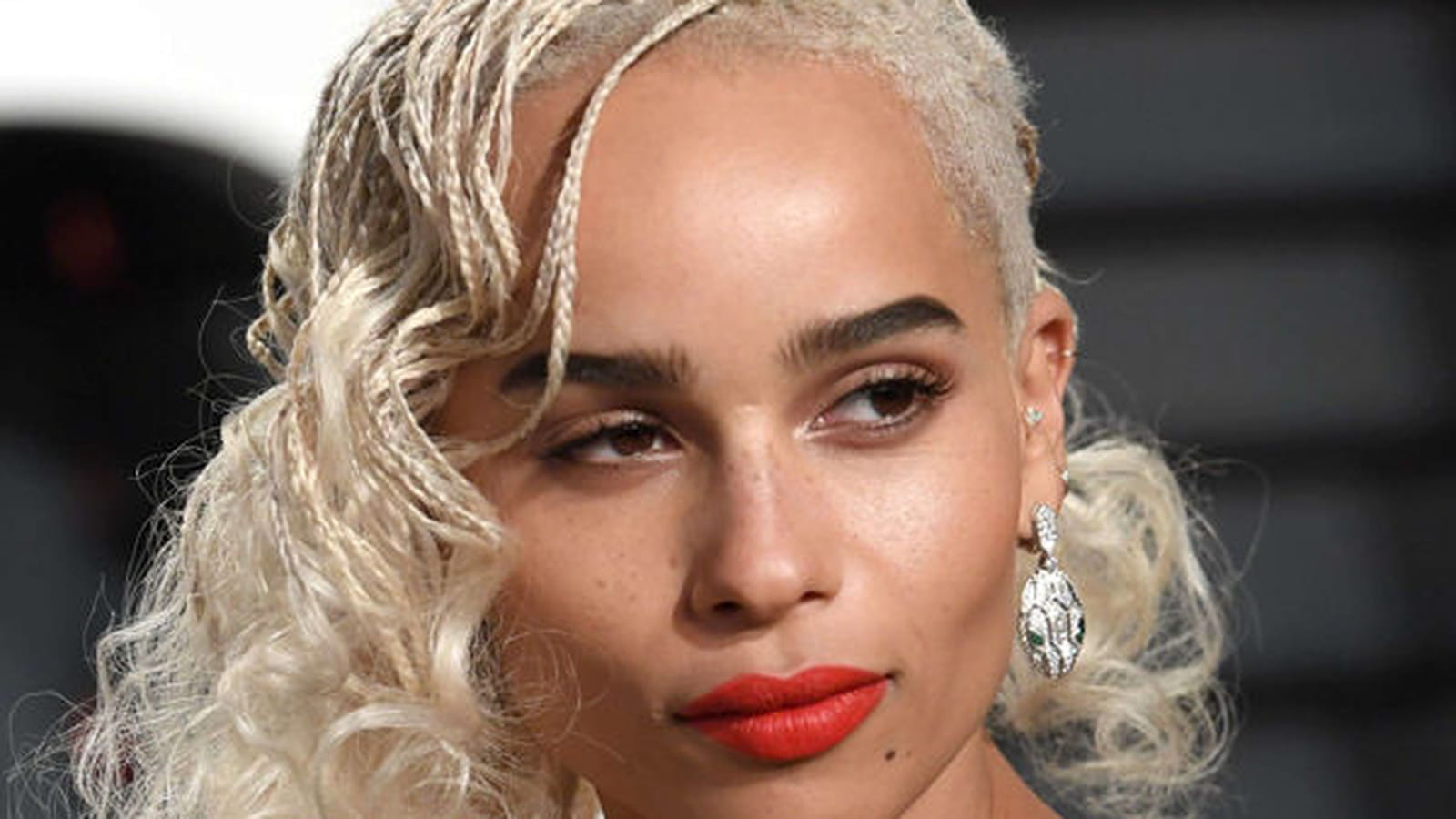 Zoë Kravitz, cheveux longs 