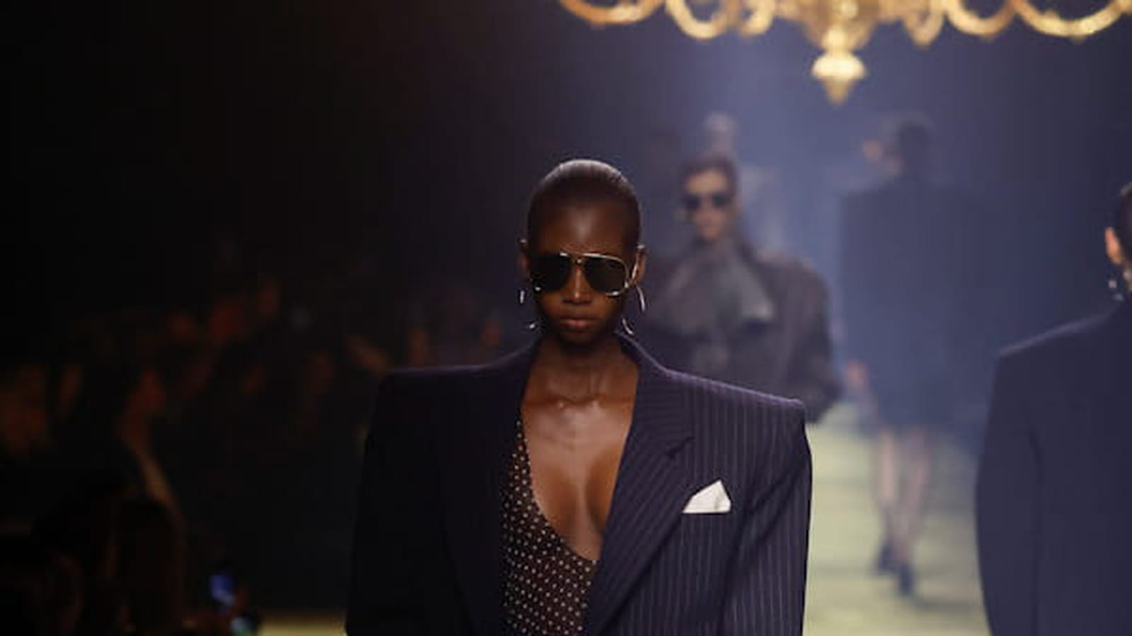 Look 7