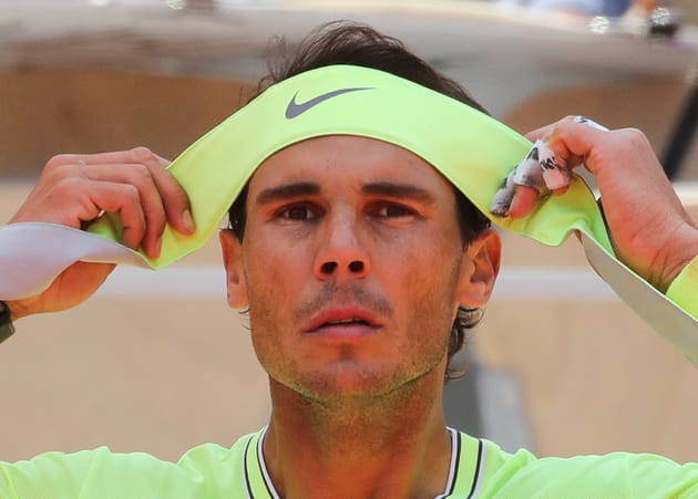 Rafael Nadal, roi du bandeau lors d'un match &agrave; Roland Garros