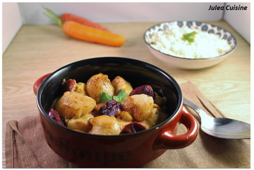 Cassolette de Saint-Jacques, saumon, cabillaud, carottes violettes et safran