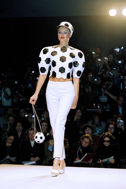 Défilé Paco Rabanne printemps-été 1998