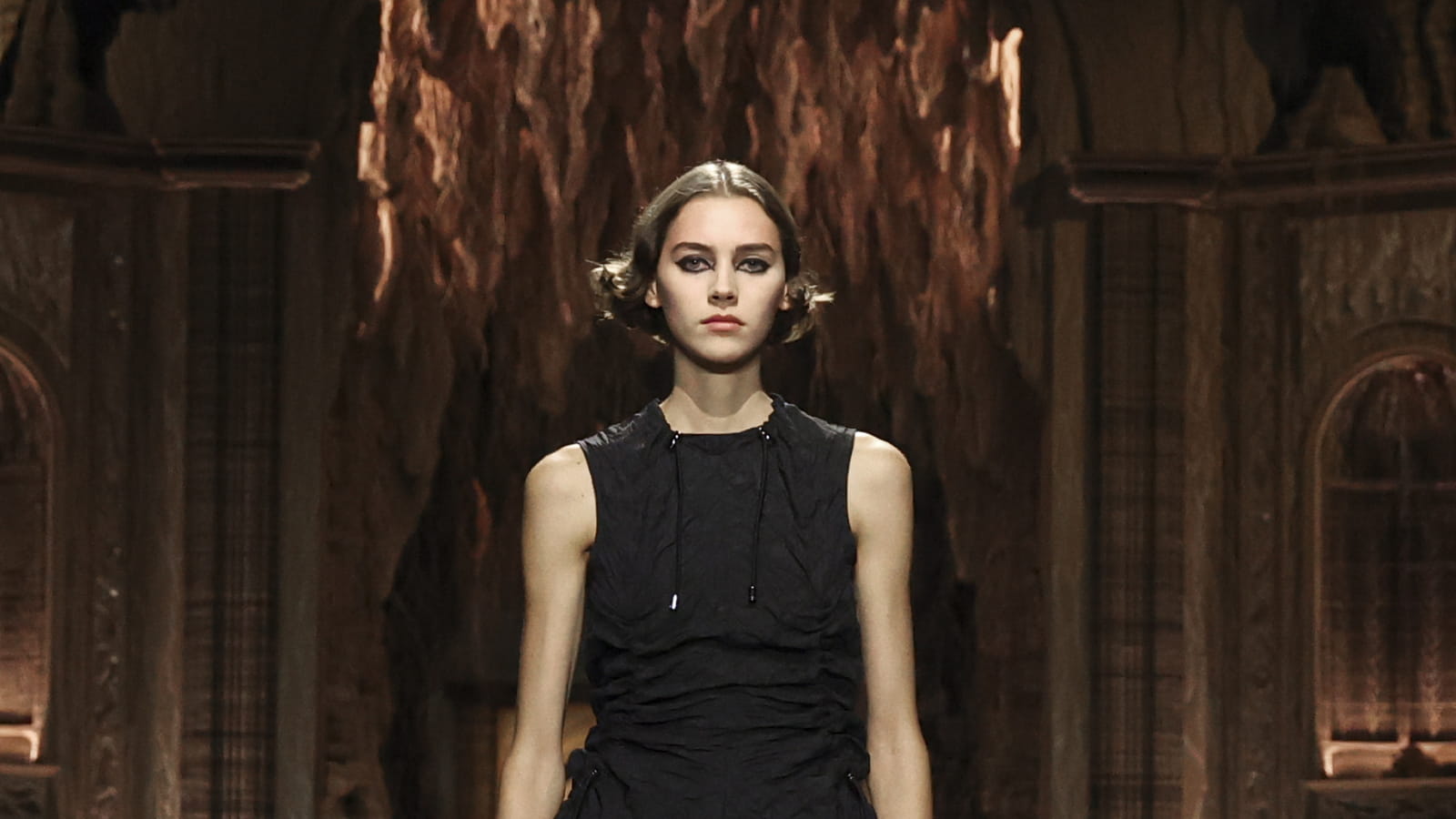 Look 3