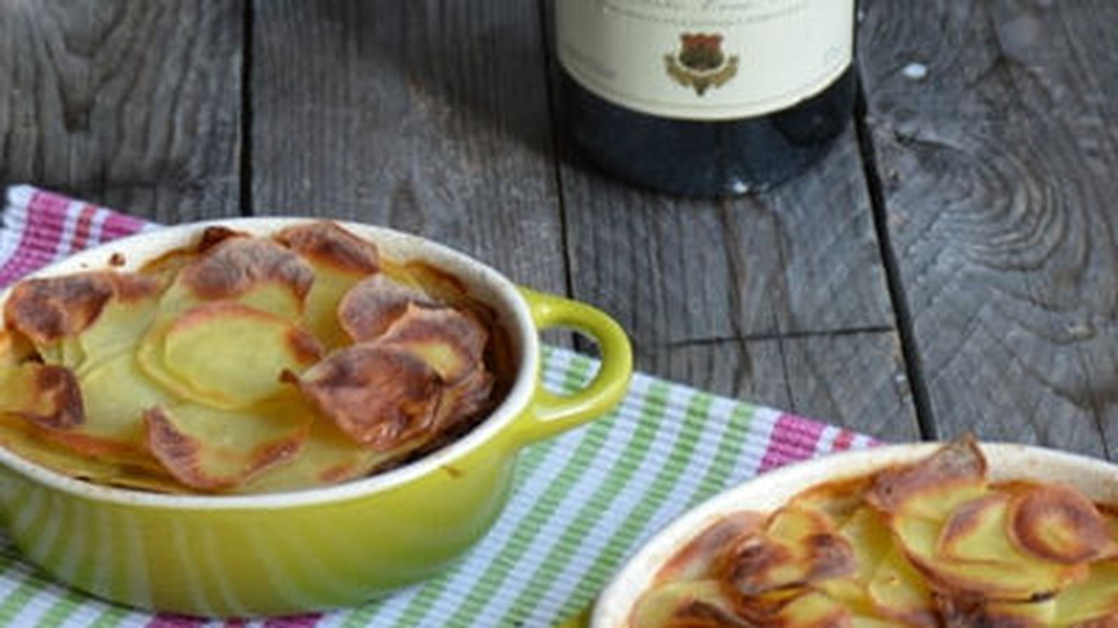 Gratin de pommes de terre au boeuf serbe Musaka sa krompirom
