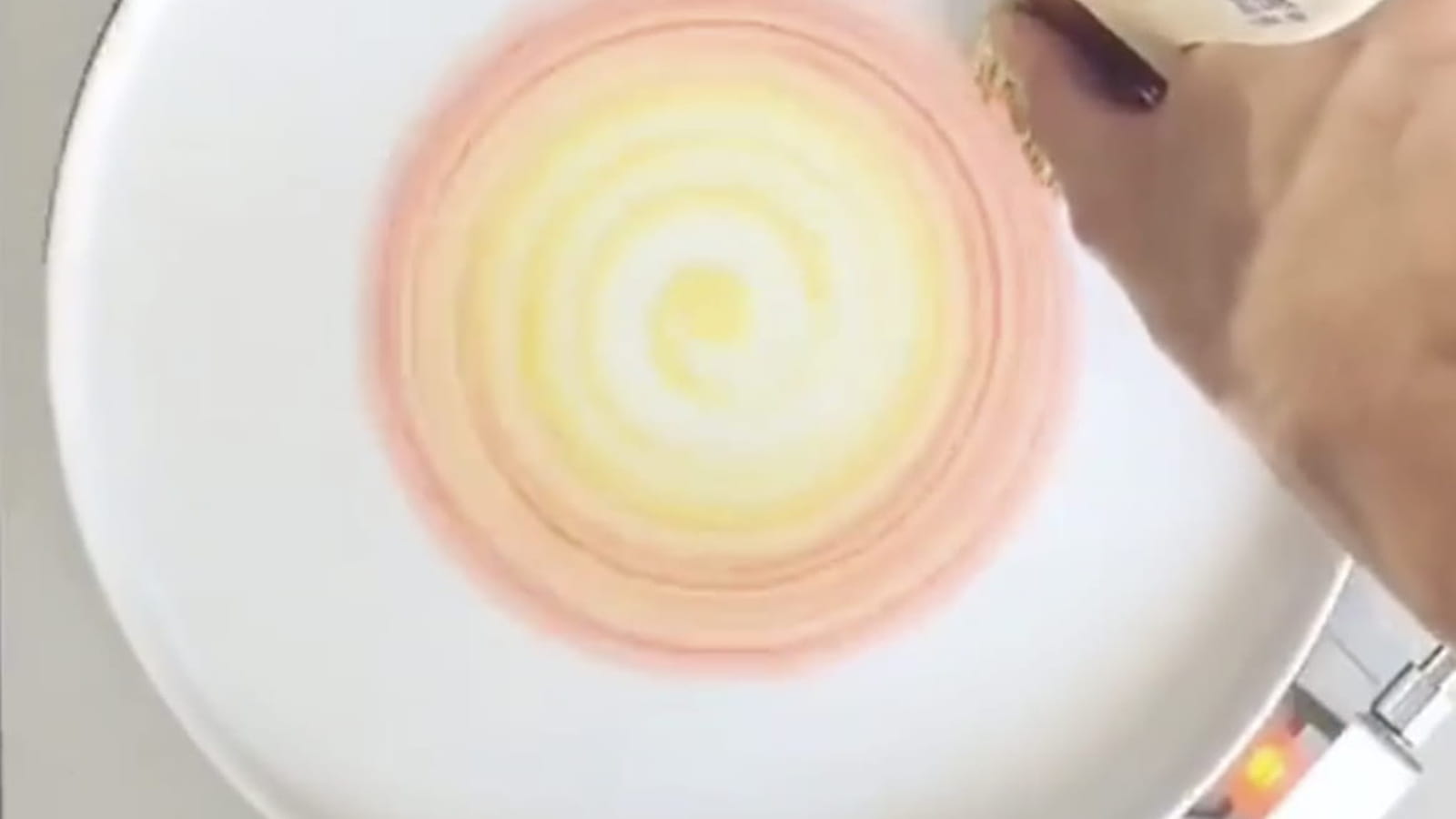 Faire tourner l'assiette