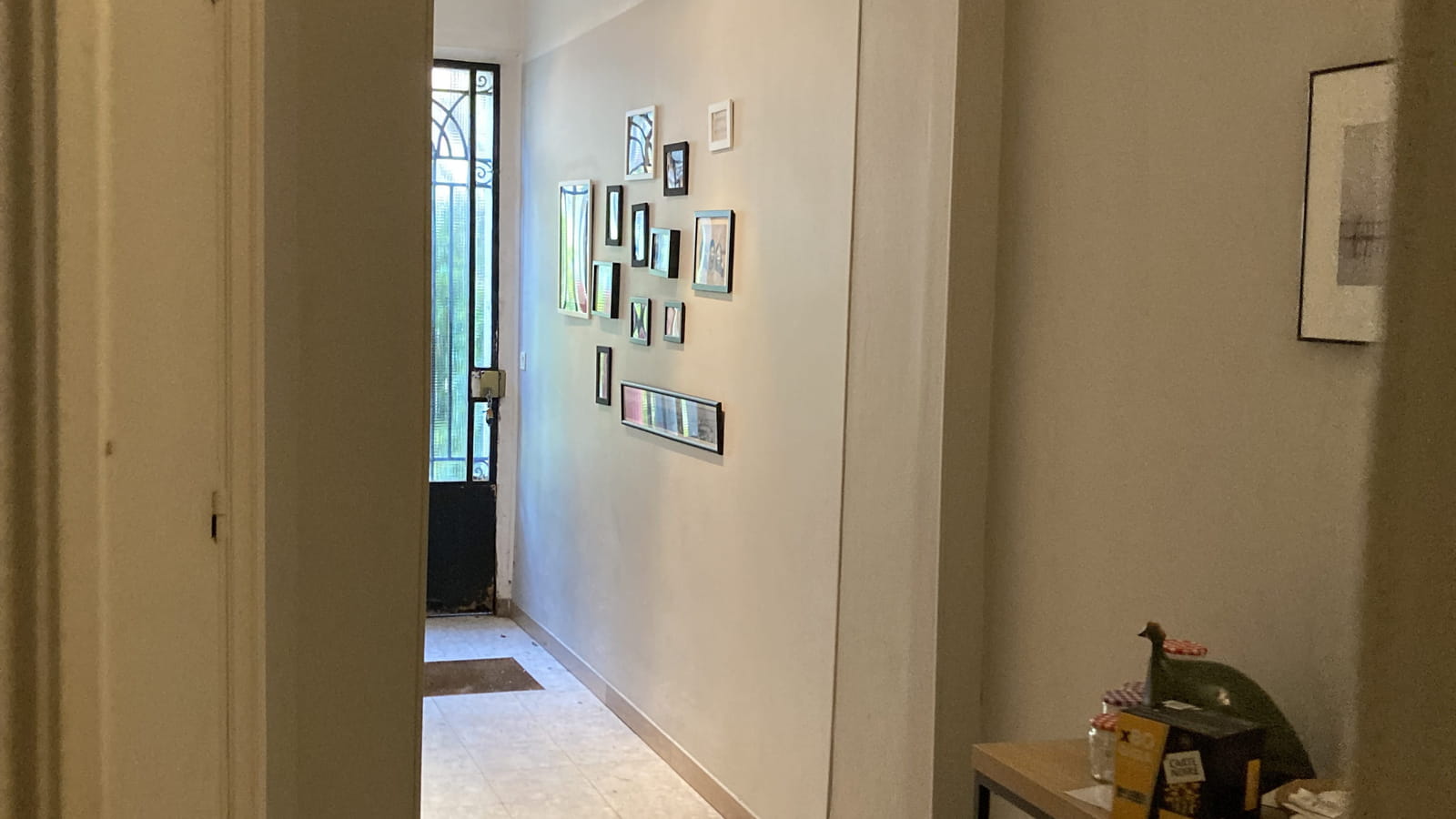 Couloir d'entrée avant