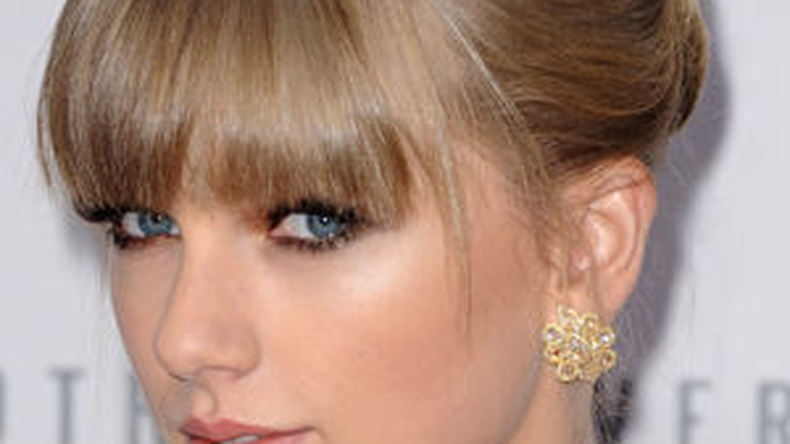 Taylor Swift avec frange