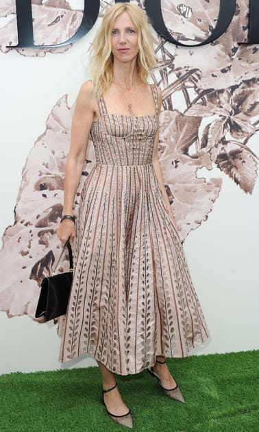 Sandrine Kiberlain en robe corset