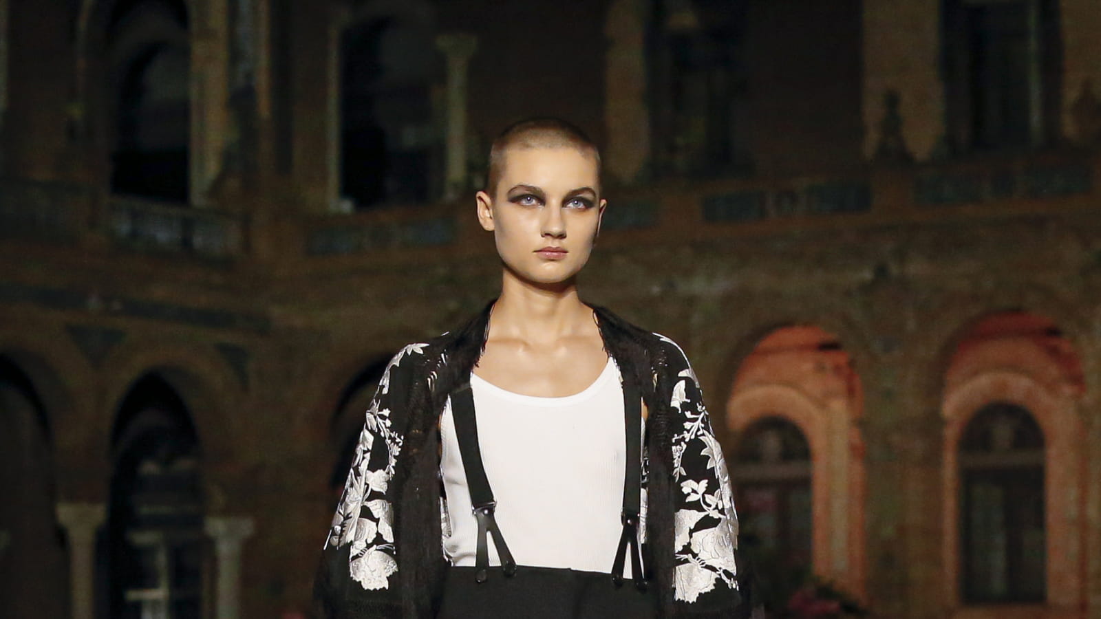 Look 1