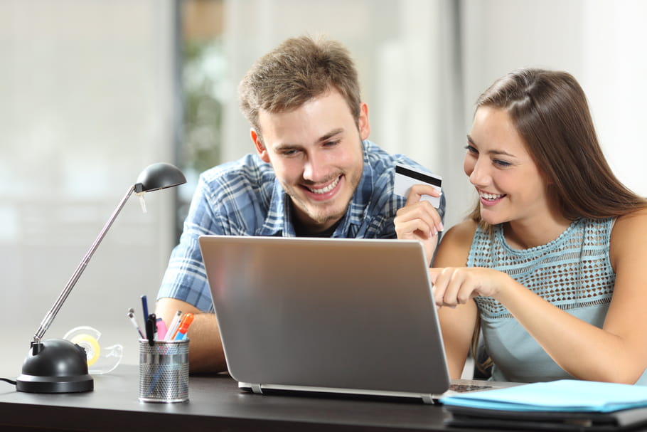 Carte étudiant : quels avantages et comment l'obtenir ?
