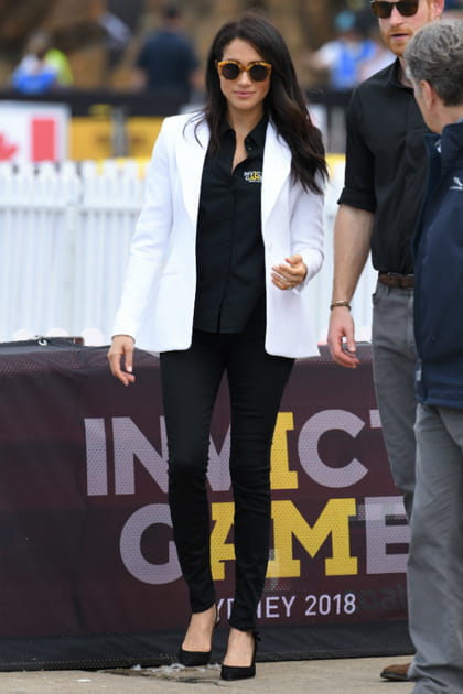 Meghan Markle, jean black and white