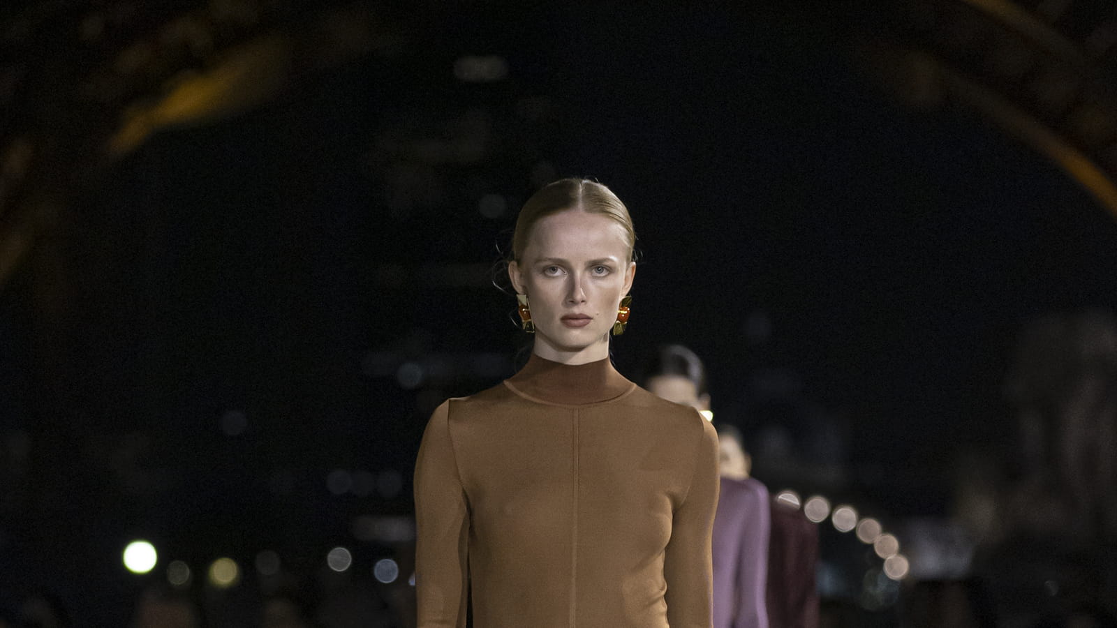 Look 29