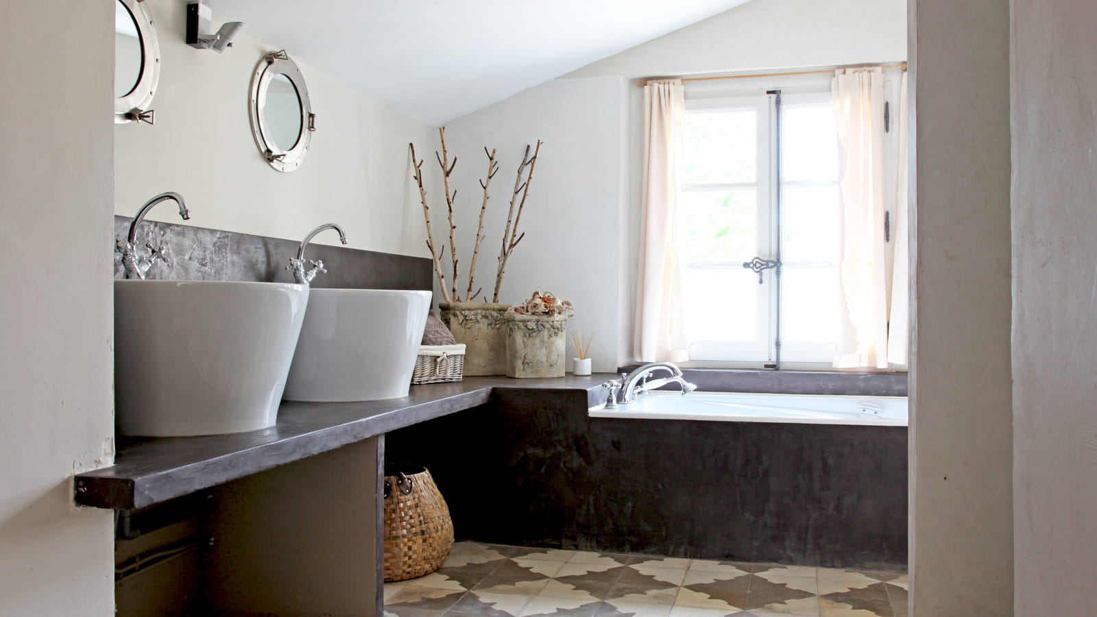 Salle de bains greige