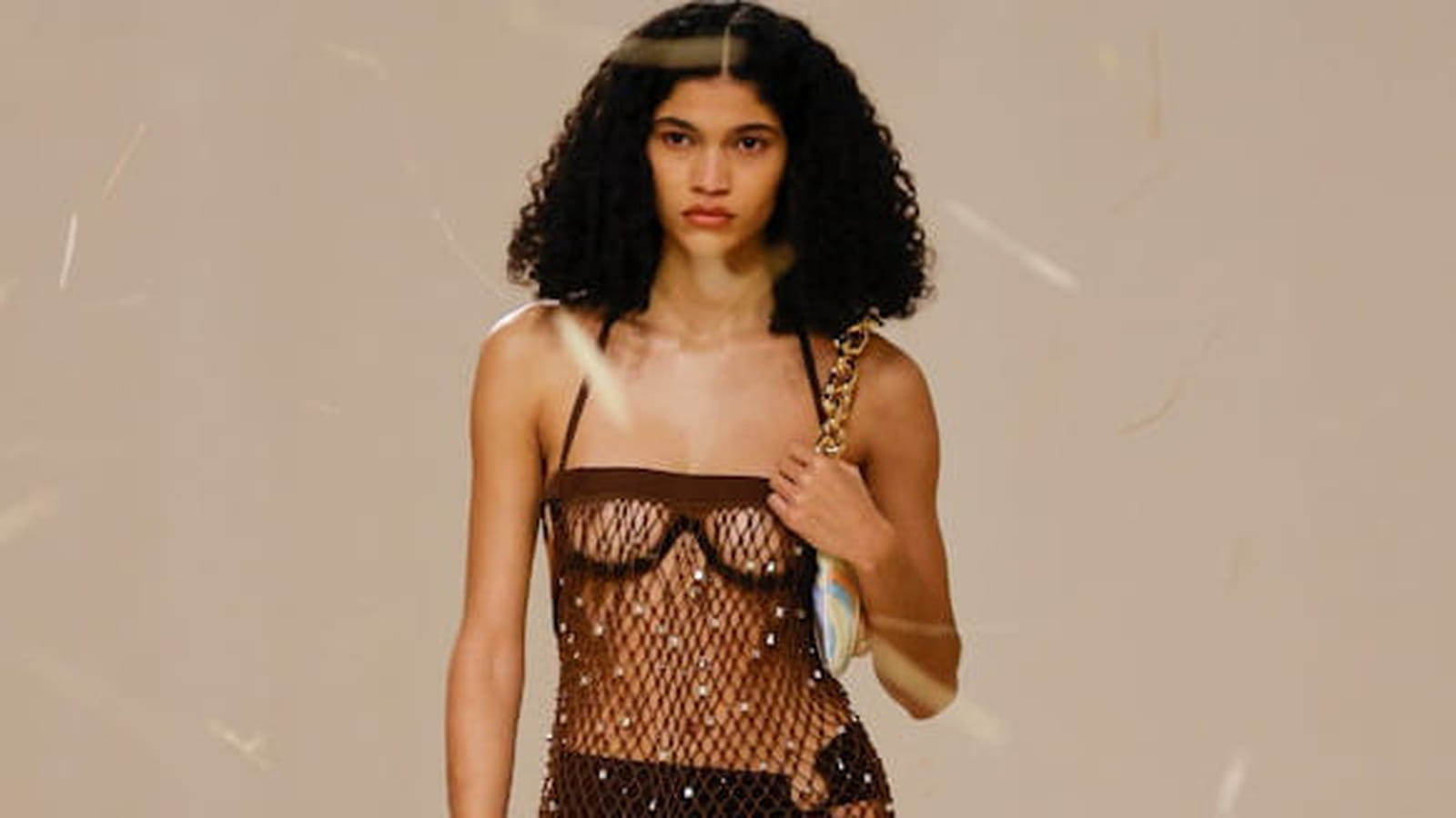 Look 10
