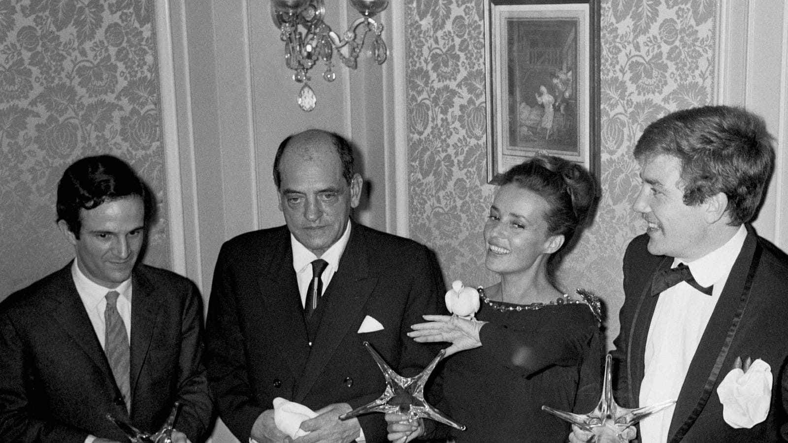 Avec François Truffaut, Luis Bunnuel et Albert Finney, pour recevoir les "Etoiles du Cinéma"