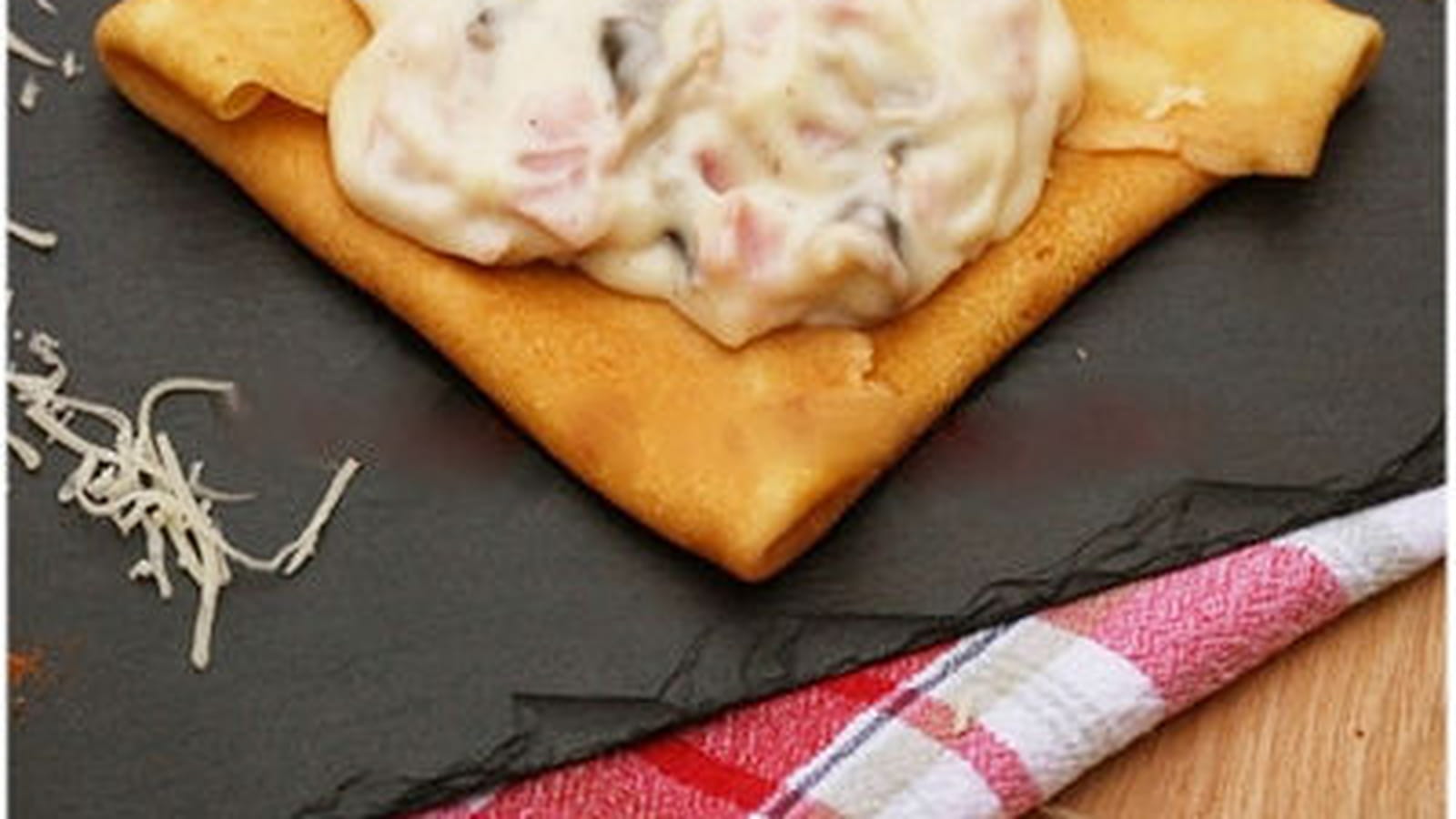 Crêpes béchamel, jambon champignon comté