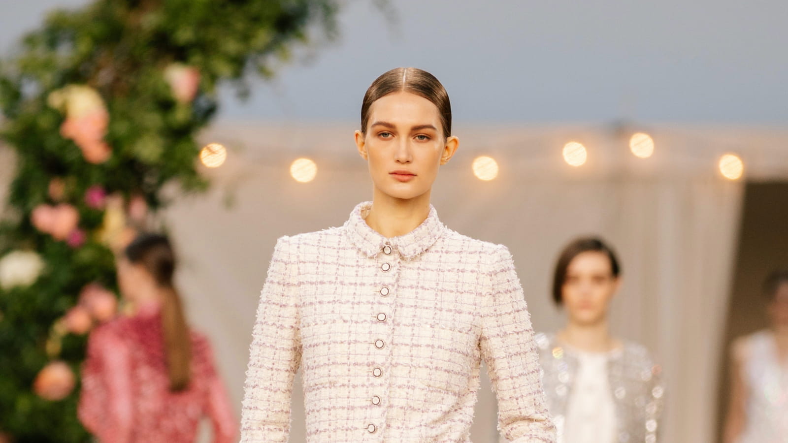 Look 13