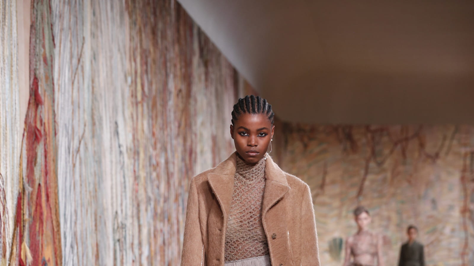 Look 54