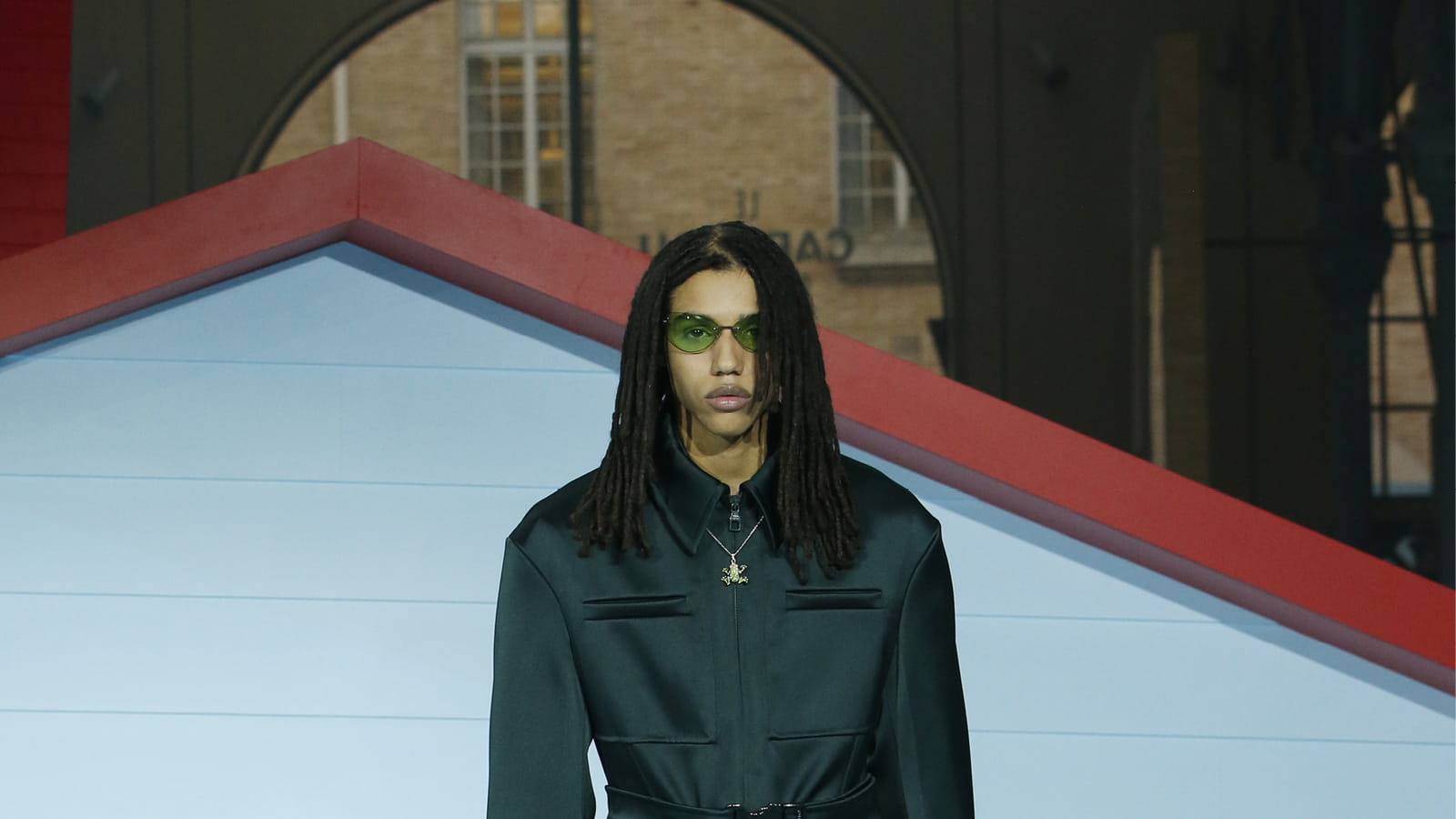 Look 27